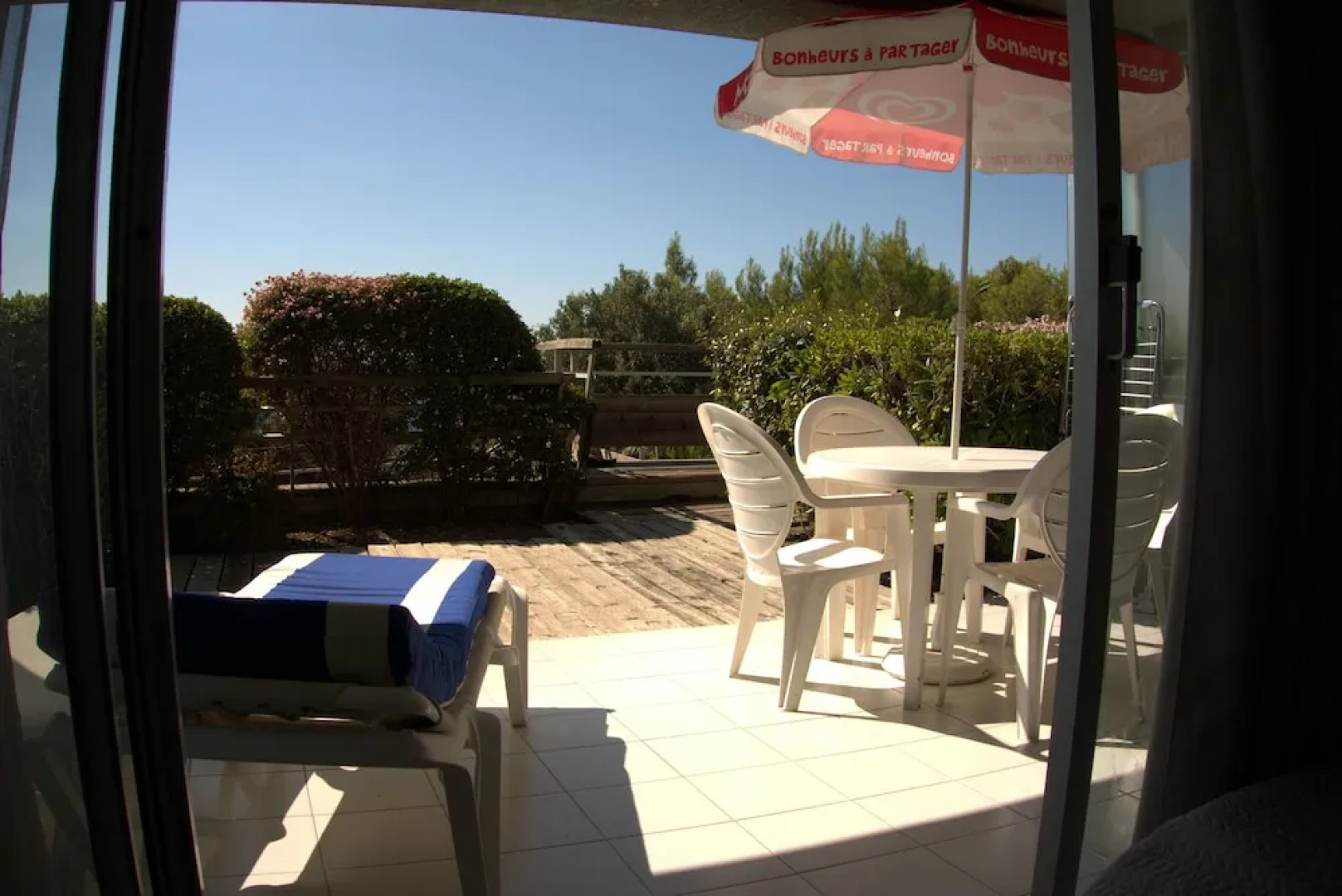 Overlooking Montecarlo (costaplana1)