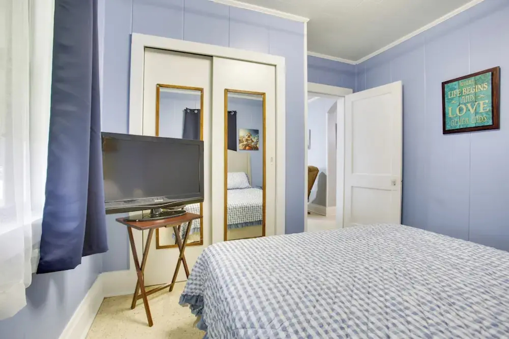 Walk to 1st Street: Family Home in Thibodaux!