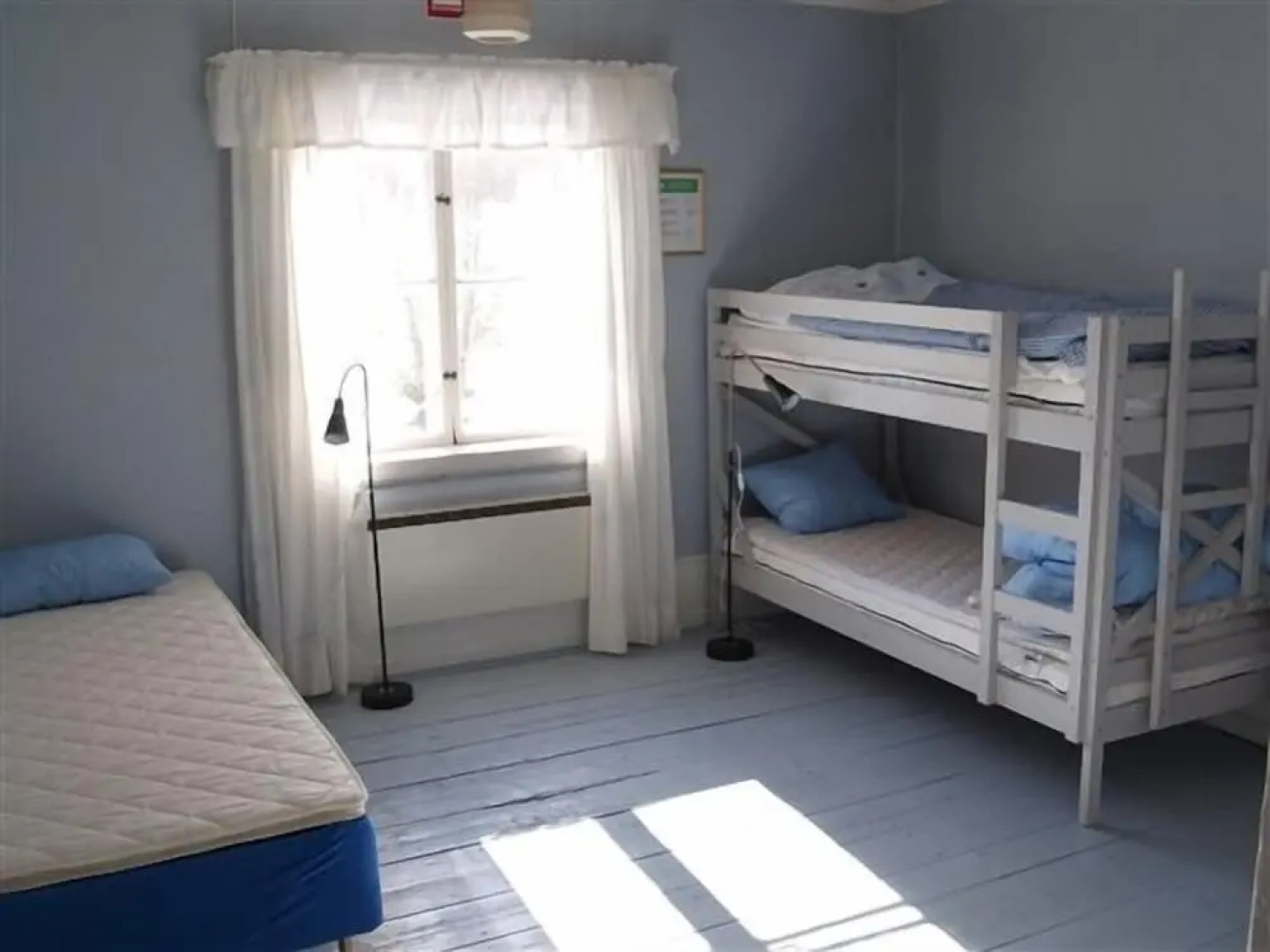 Västerkvarns Vandrarhem - Hostel