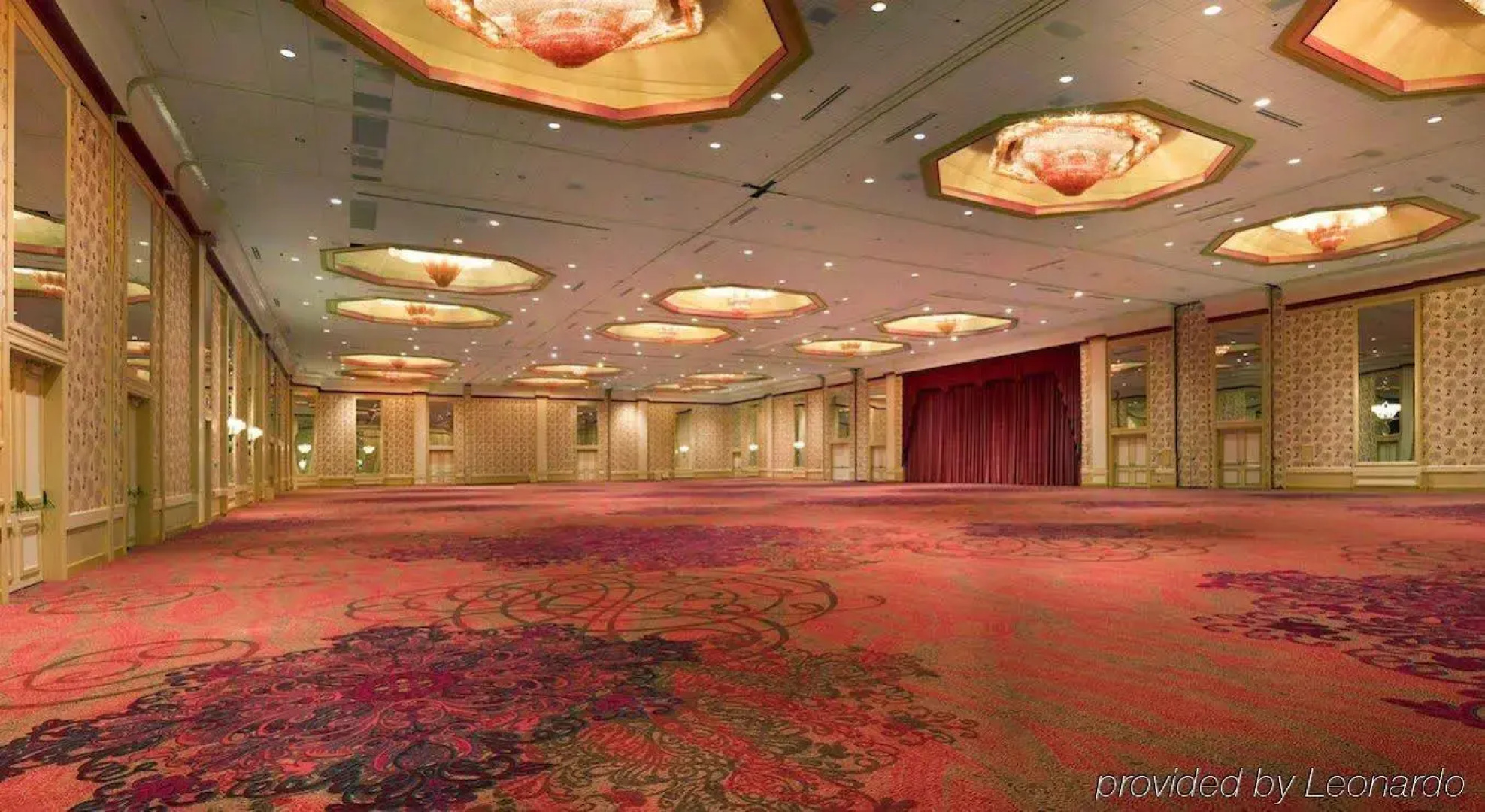 Renaissance Dallas Addison Hotel