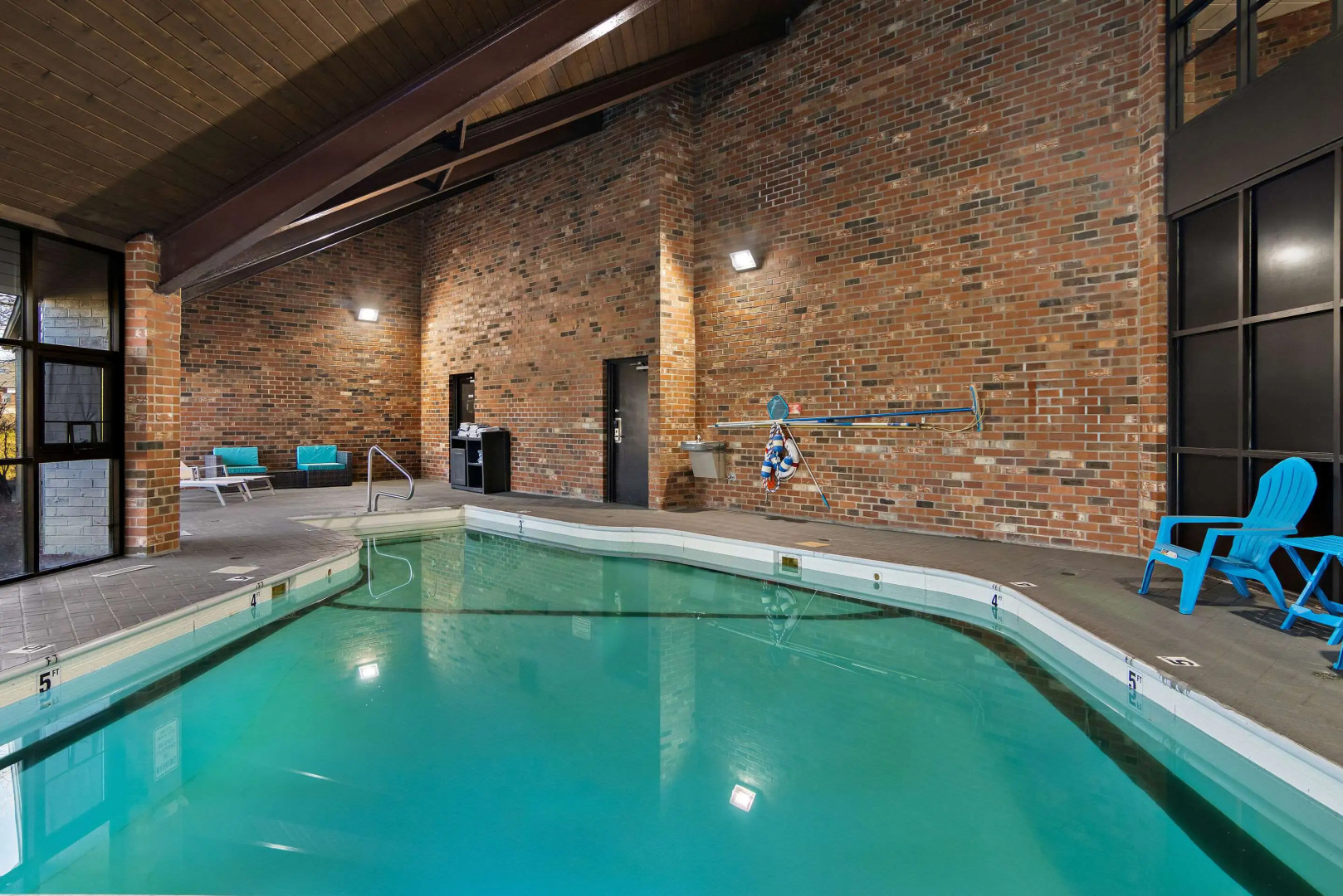 Clarion Pointe Bloomington – Normal near I-55 and University