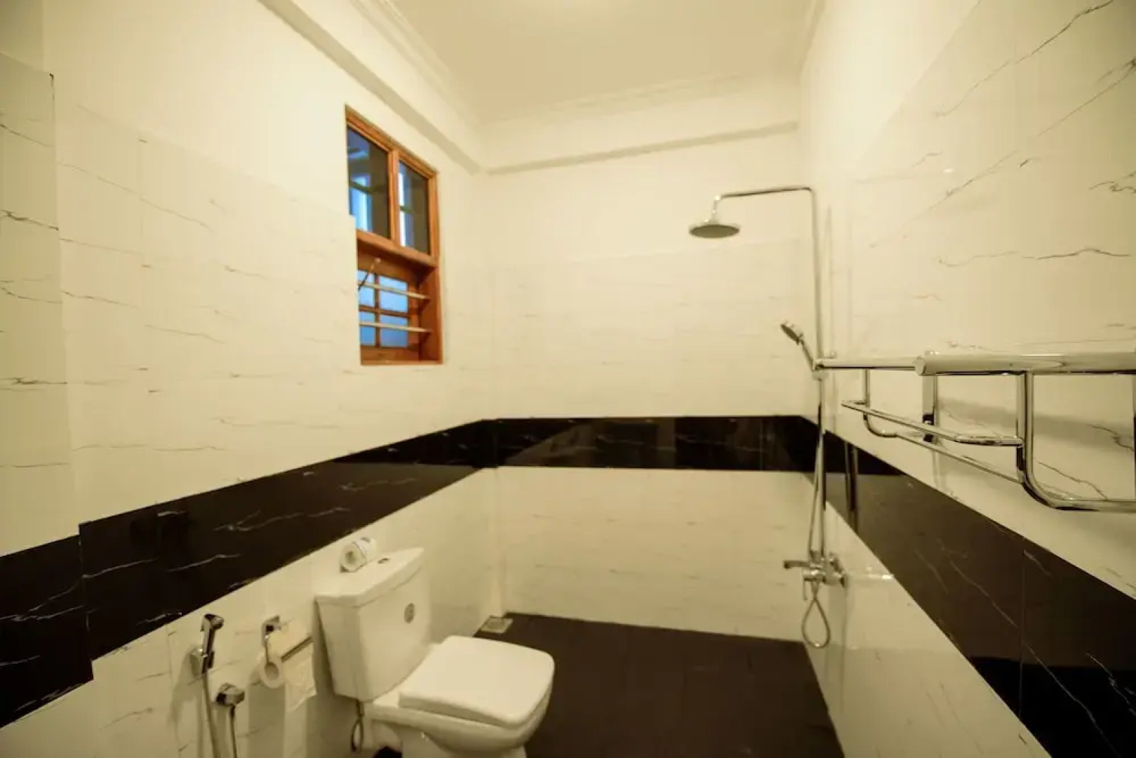 OYO 240 Grand Highway Resort