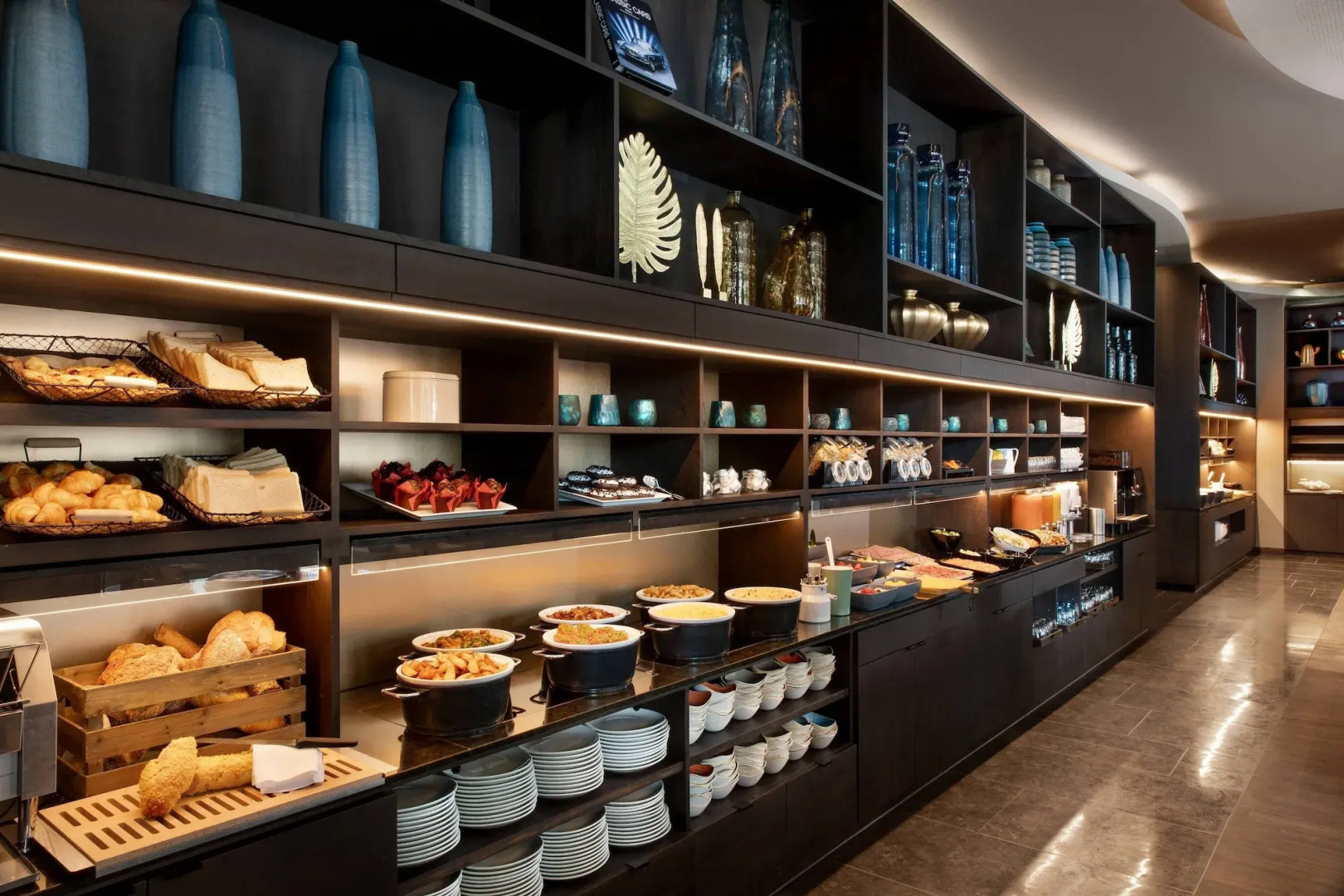 Renaissance Zürich Tower Hotel