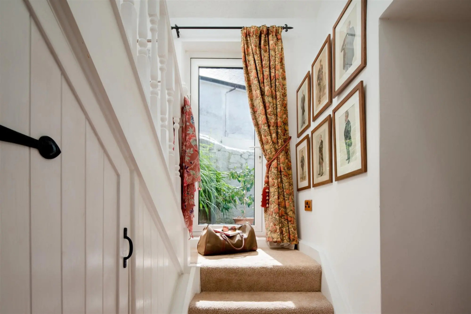 Haldon View - Characterful Cottage Boasts Stunning Countryside Views and hot tub