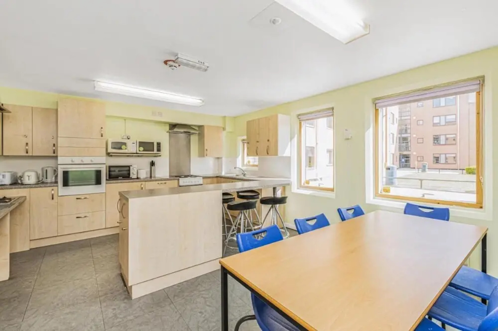 Vibrant Ensuite Rooms - HATFIELD - Hostel