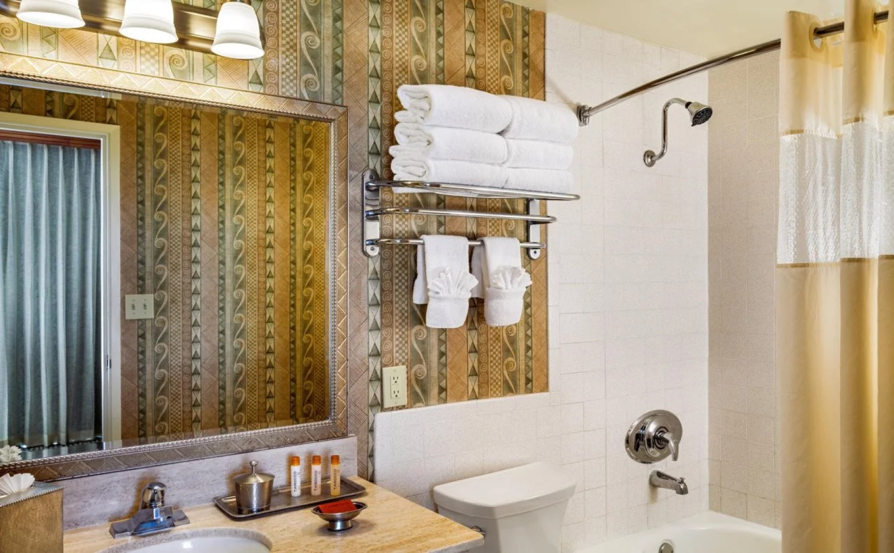 Catamaran Resort and Spa