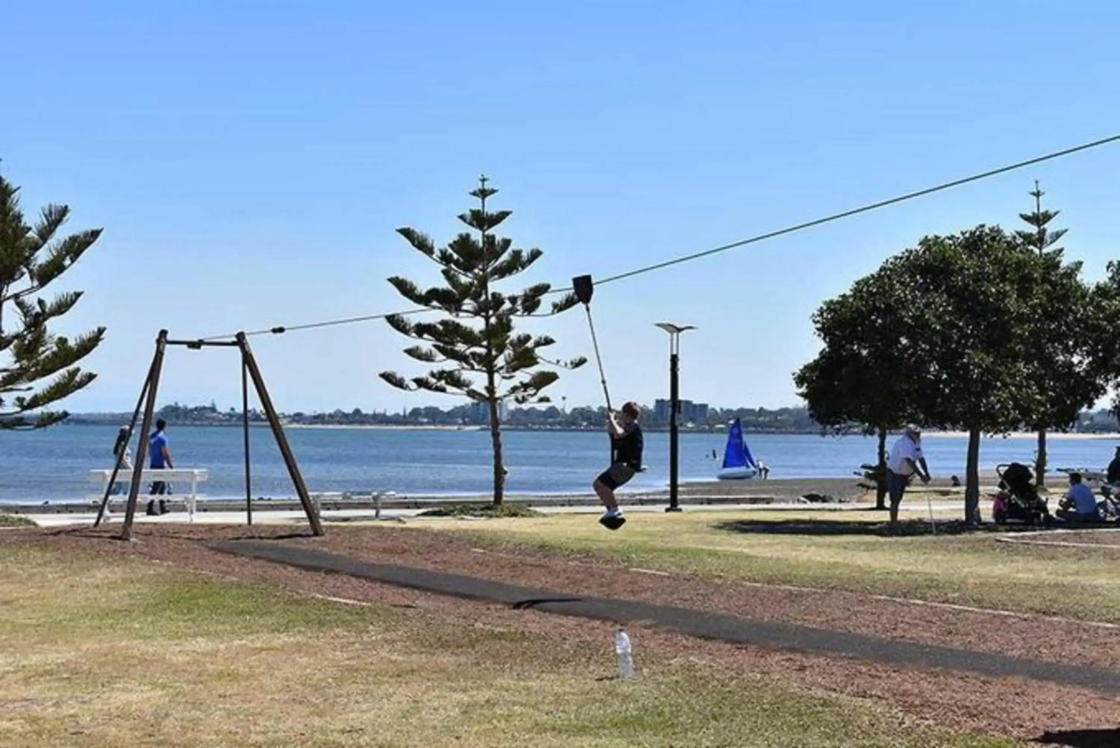 WOODY Pt - AMAZING 1970's SHARE HOUSE BY THE SEA-3 rooms available!