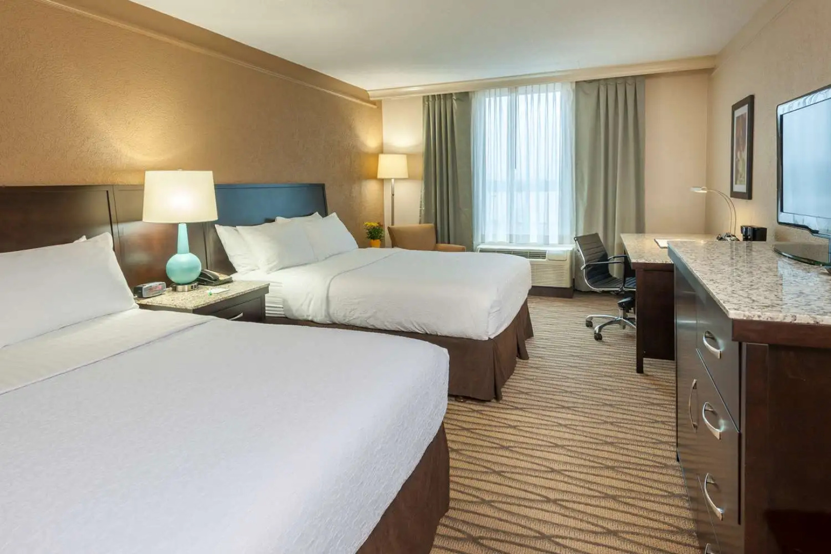 Holiday Inn Cleveland Strongsville Arpt