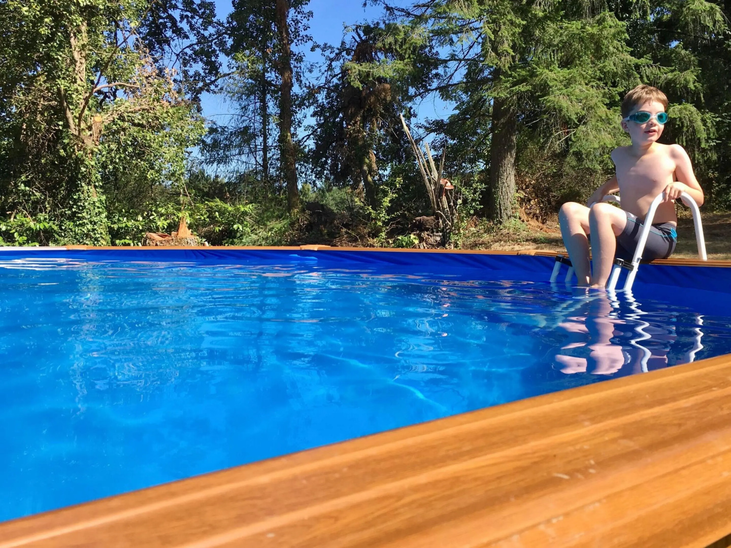 Tranquil Holiday Home in Auriac with Outdoor Swimming Pool