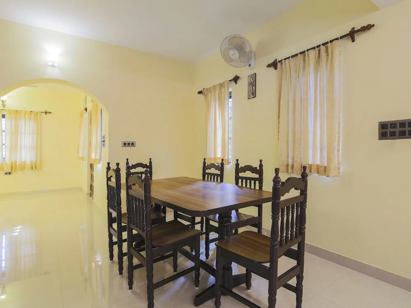 OYO 18731 Home Luxurious 3BHK Villa Assagaon