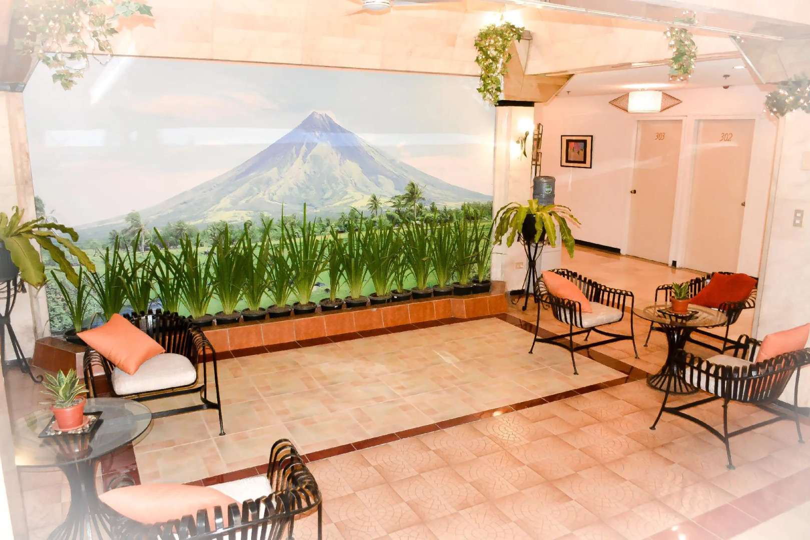 Legazpi Tourist Inn