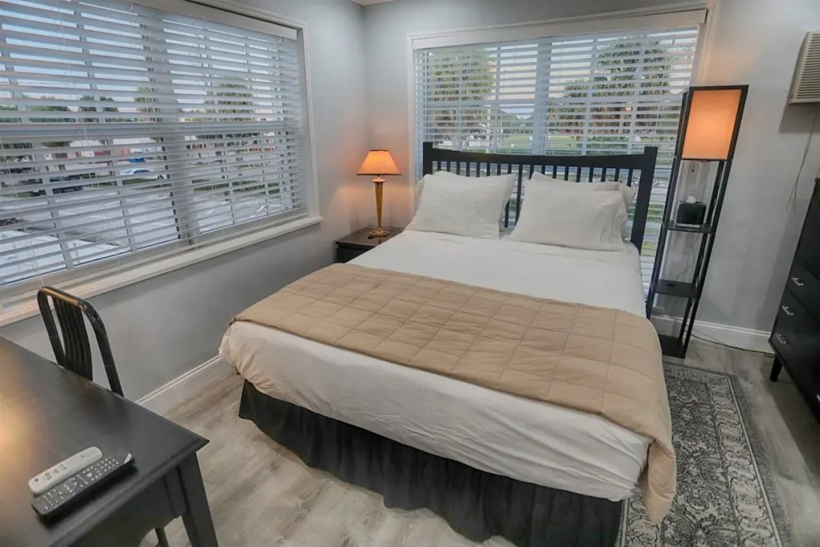 Boca Chica Frank`s Key West Experience