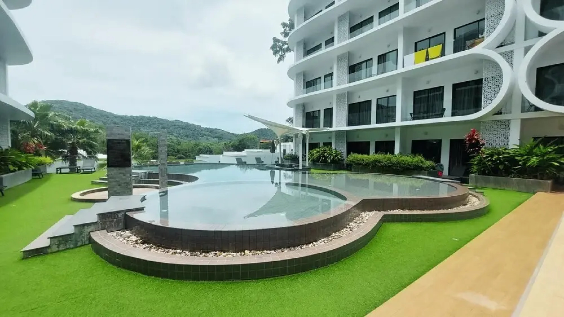 Loft Style Condo at Rawai - UTL1