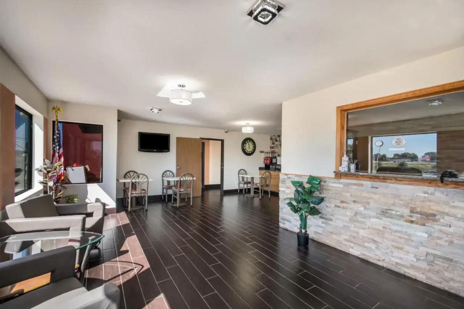 Super 8 Harrisonville