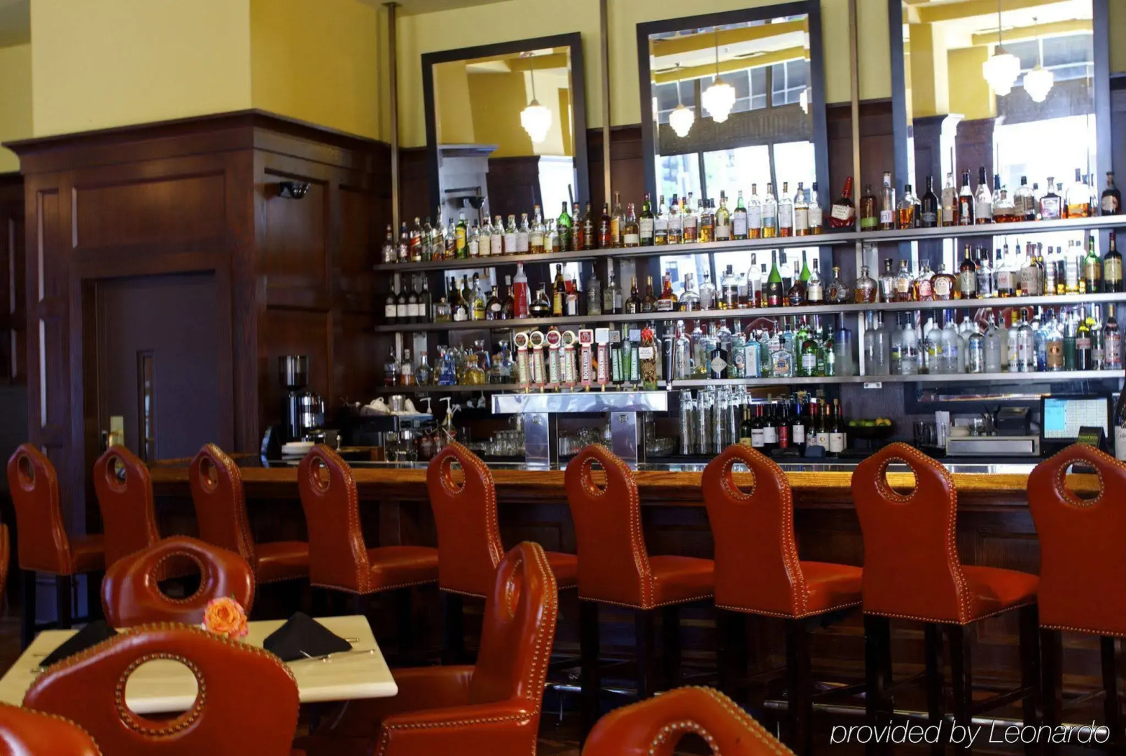 Hotel Phillips Kansas City Curio Collection by Hilton