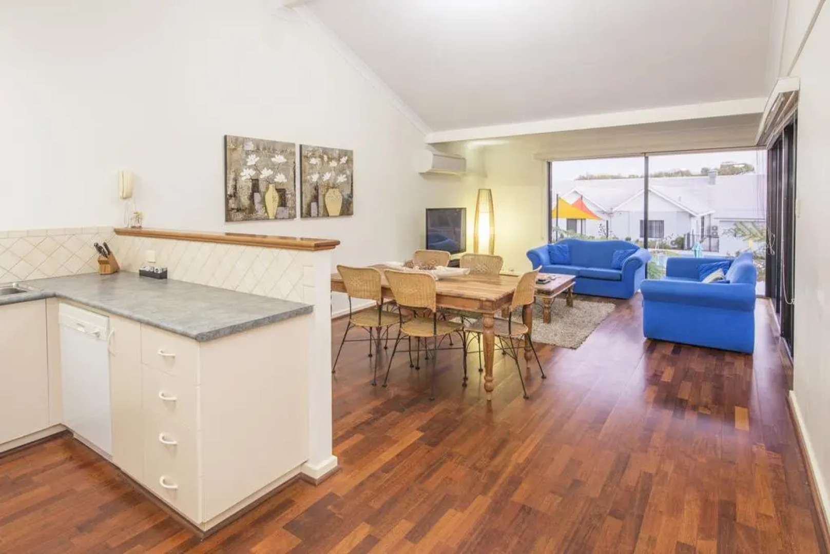 Cape View Beach Resort	