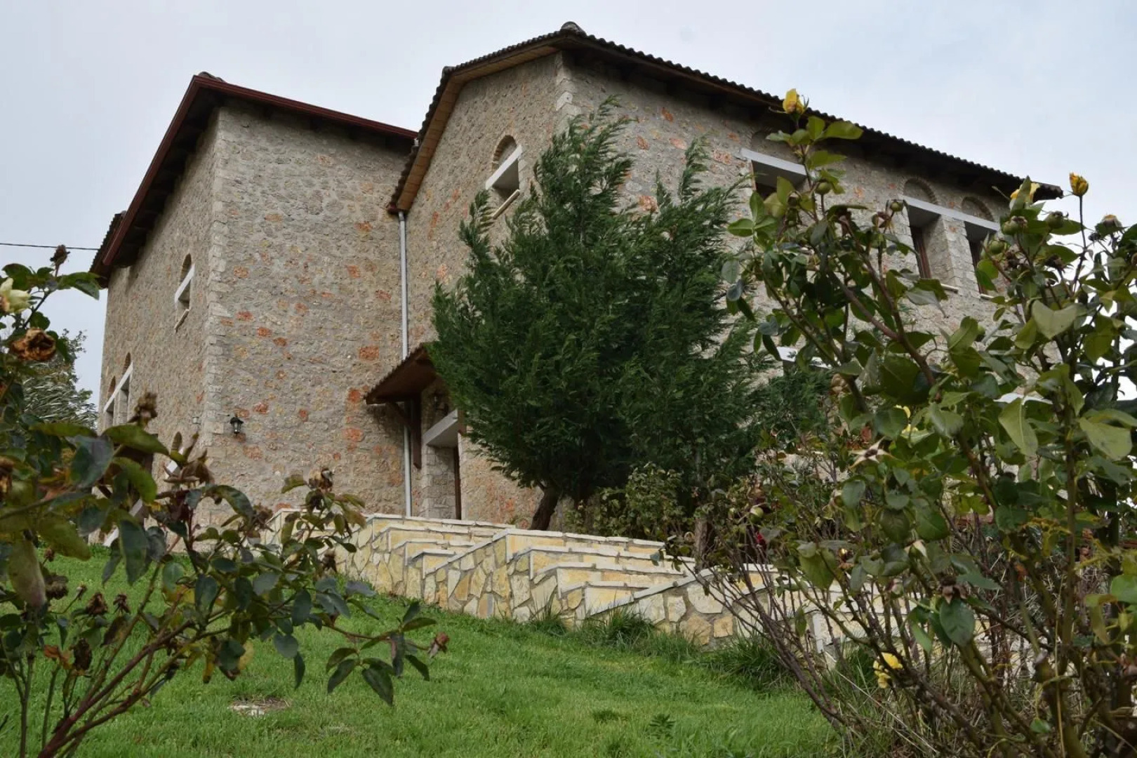 Trikalon Muses Art Suites