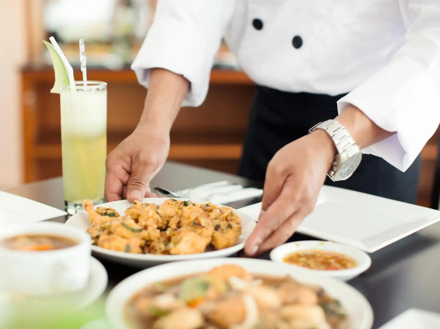 D'Season Premiere Hotel