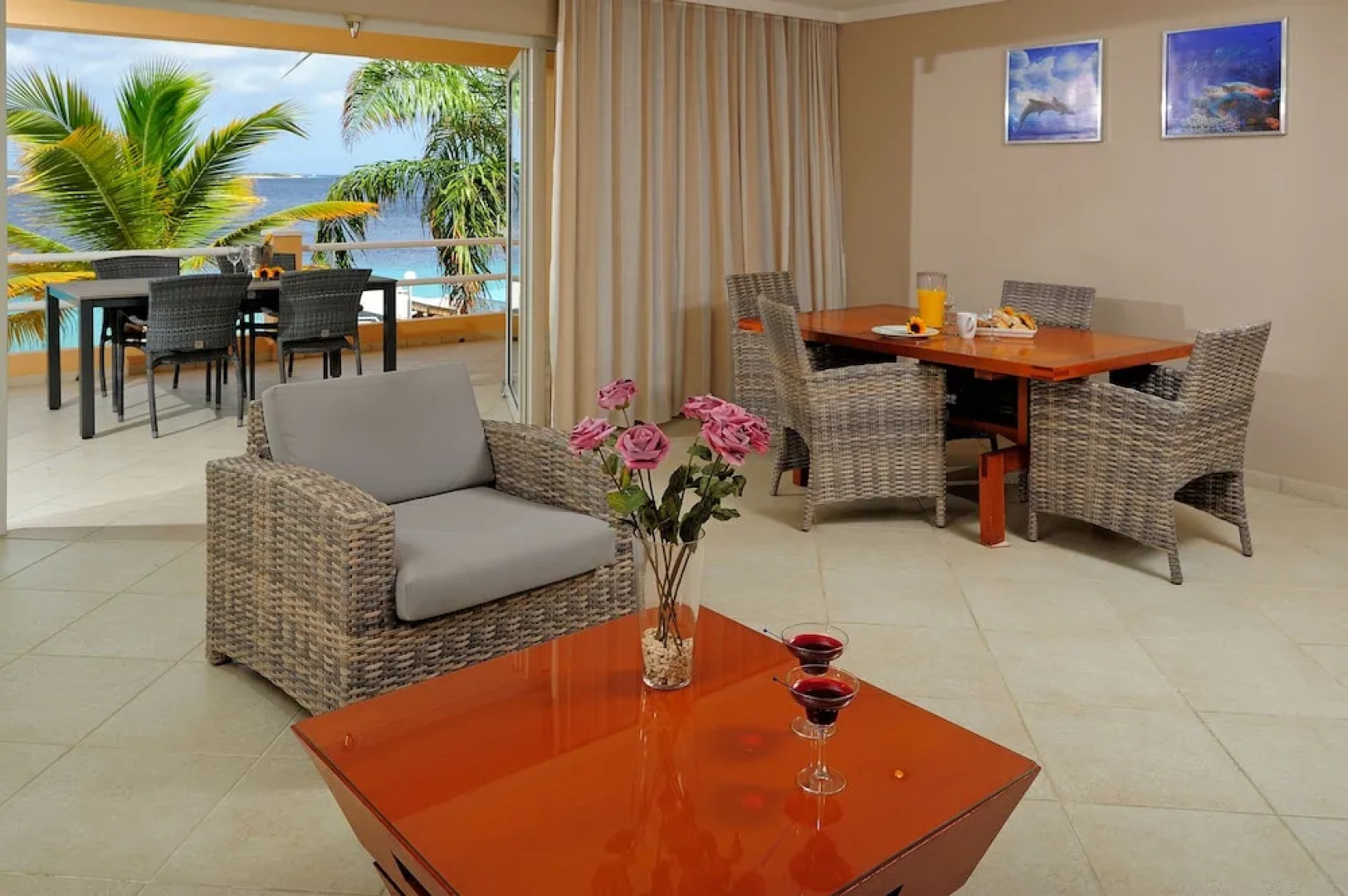 Den Laman Condominiums