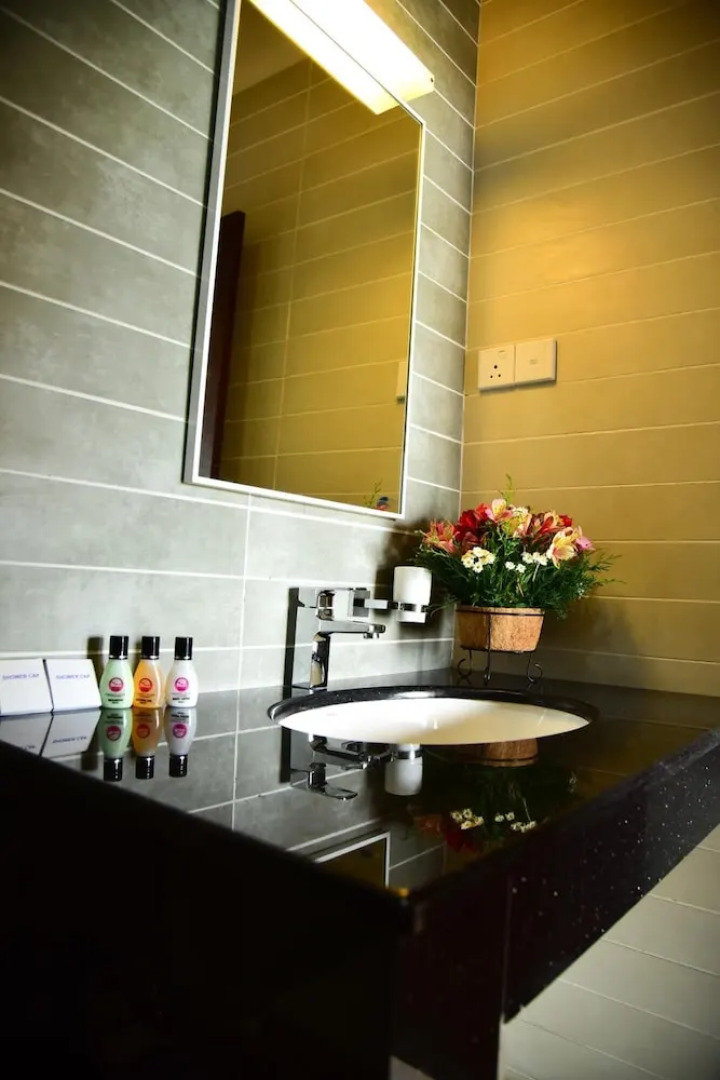 LOTUS Luxury Apartment