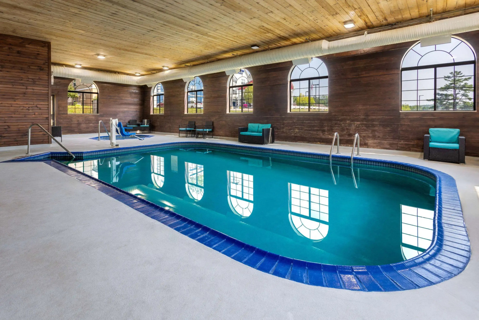 Days Inn by Wyndham Iron Mountain