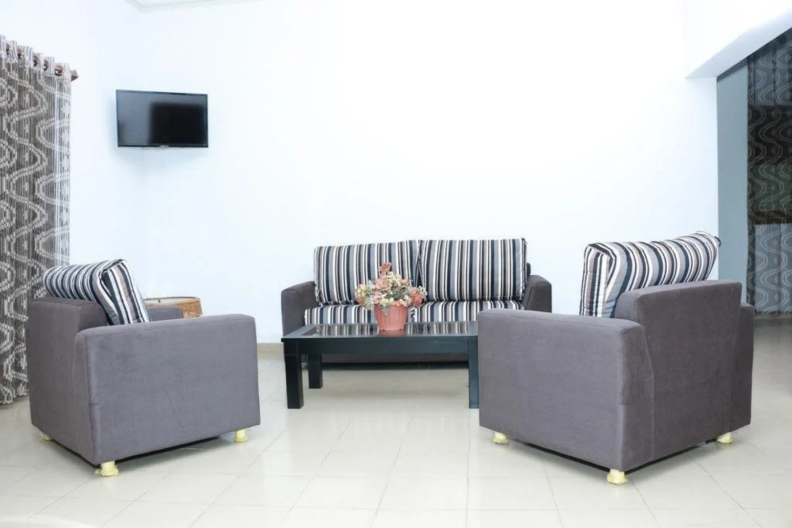 Peak View Holiday Resort