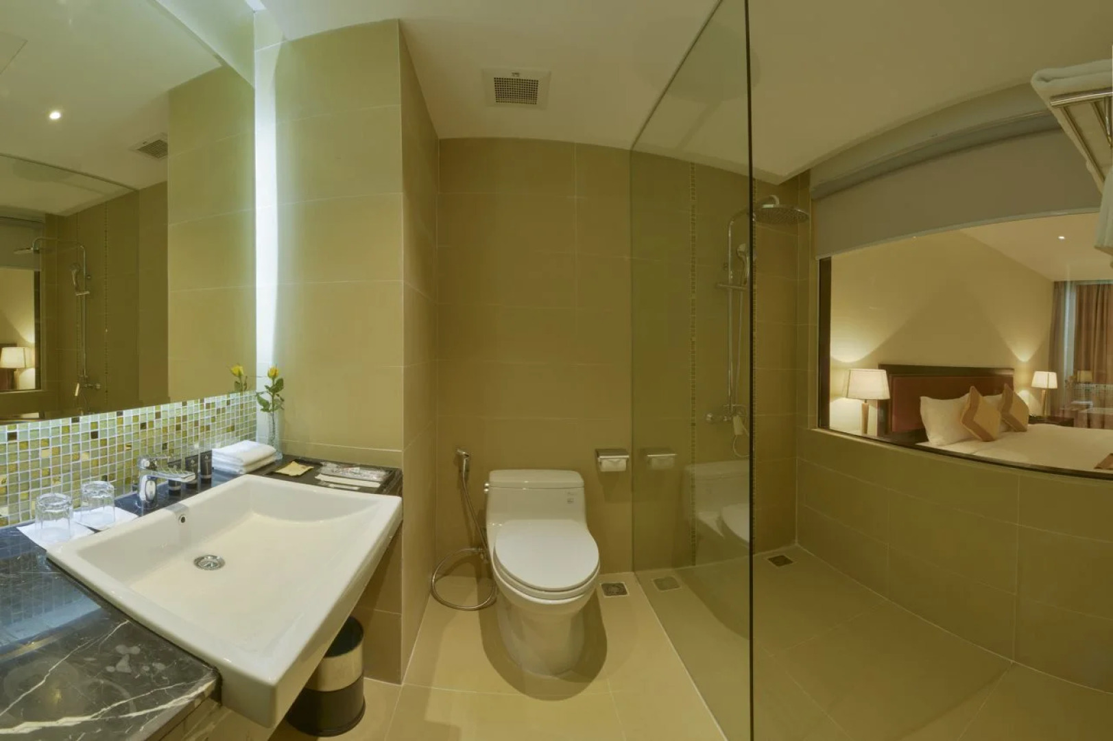 Red River View Hotel