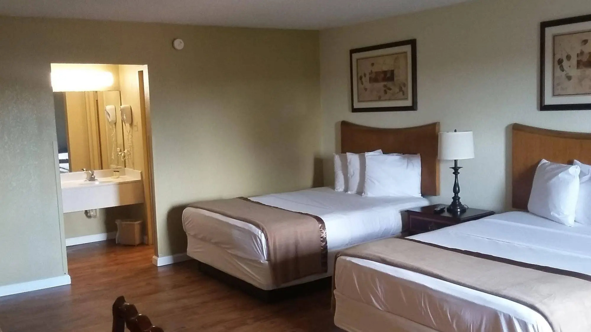 Winter Haven Suites & Conference Center