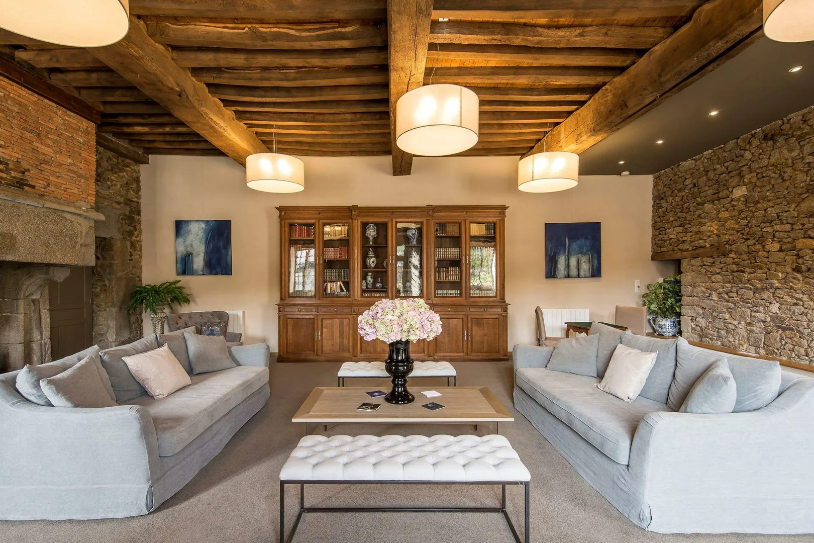 Hôtel de L'Abbaye Le Tronchet - Handwritten Collection