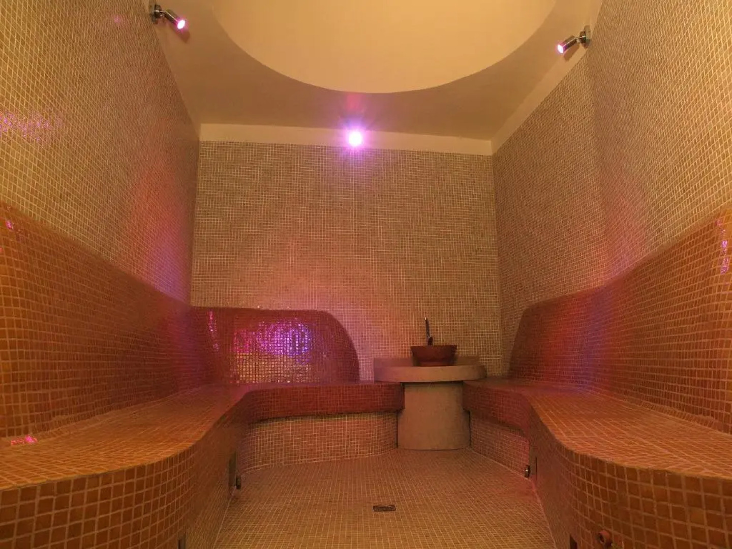 Summertime Boutique Hotel & Spa