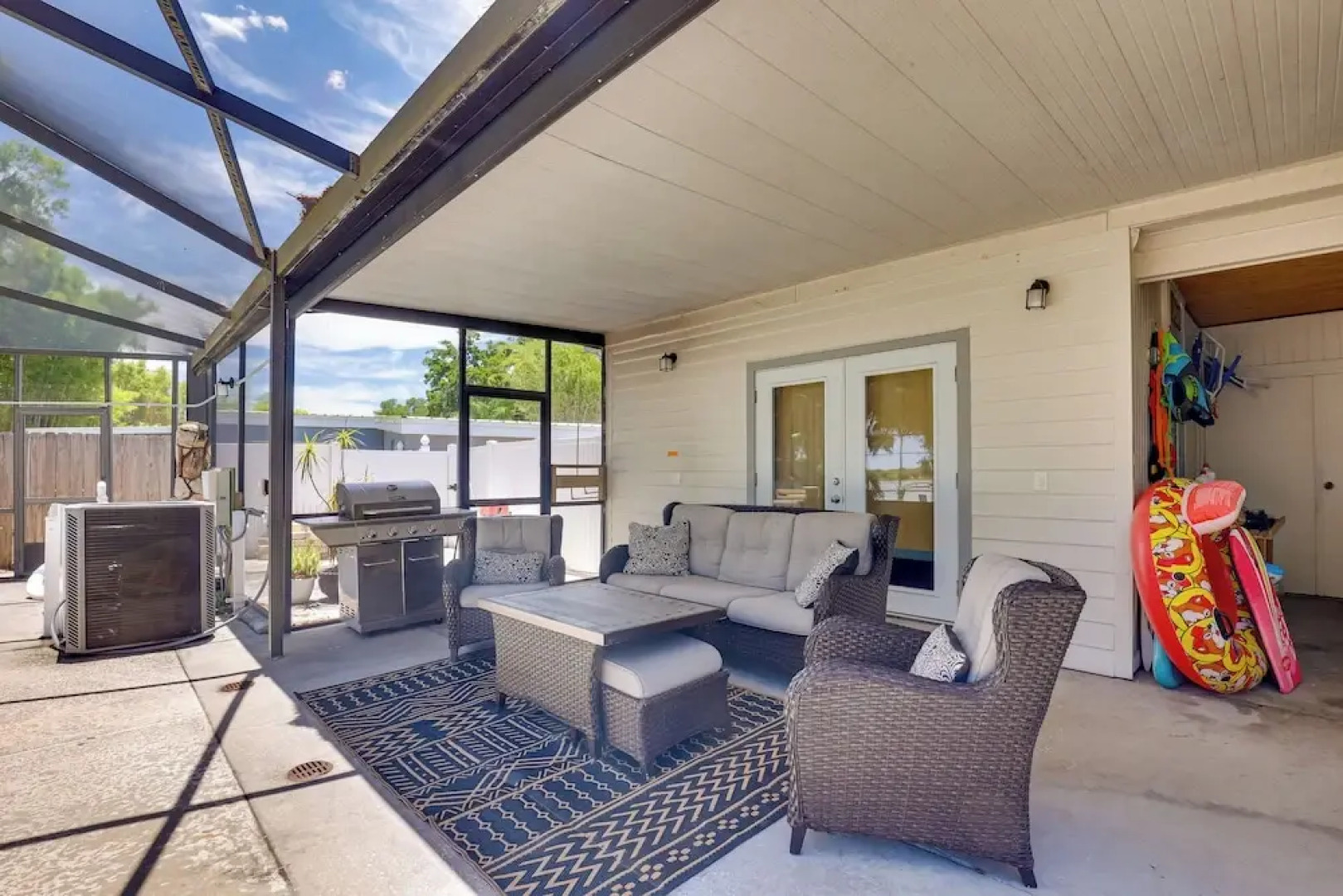 Dock & Beautiful Views! Spacious Bellows Lake Gem