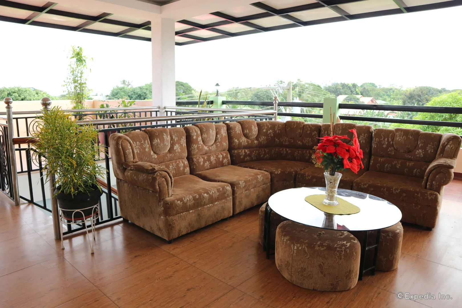 Westville Tourist Inn