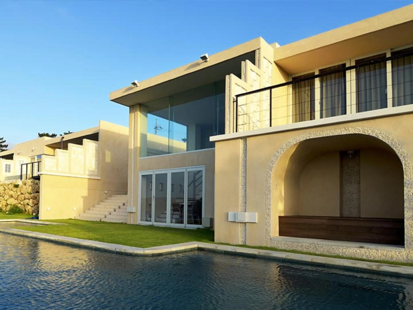 Kayatsuma Okinawa Hotel & Resort