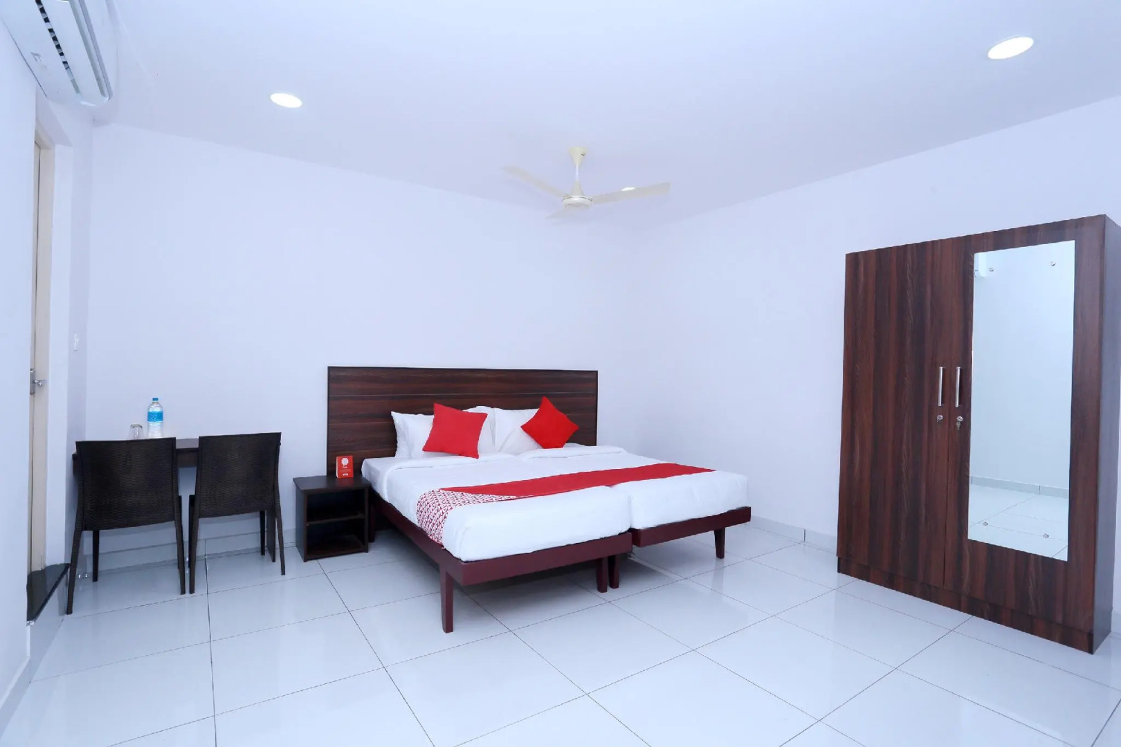 OYO 24139 Kings Fort