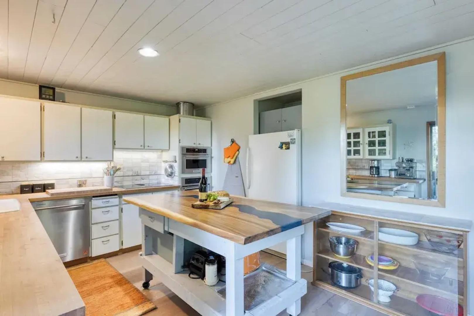 Coastal Escape w/ Balcony, Firebowl & Ocean Views Near Manzanita Sunset House by Avantstay