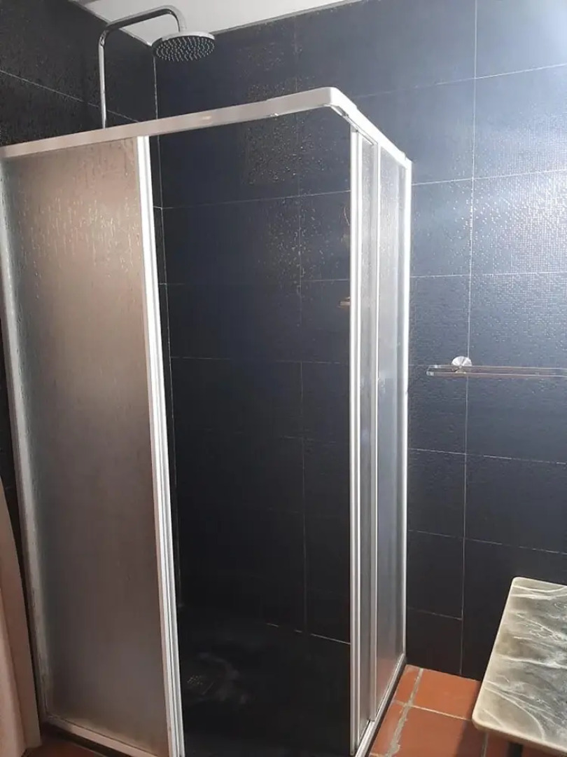 House With 3 Bedrooms in Molares , With Shared Pool, Furnished Garden and Wifi