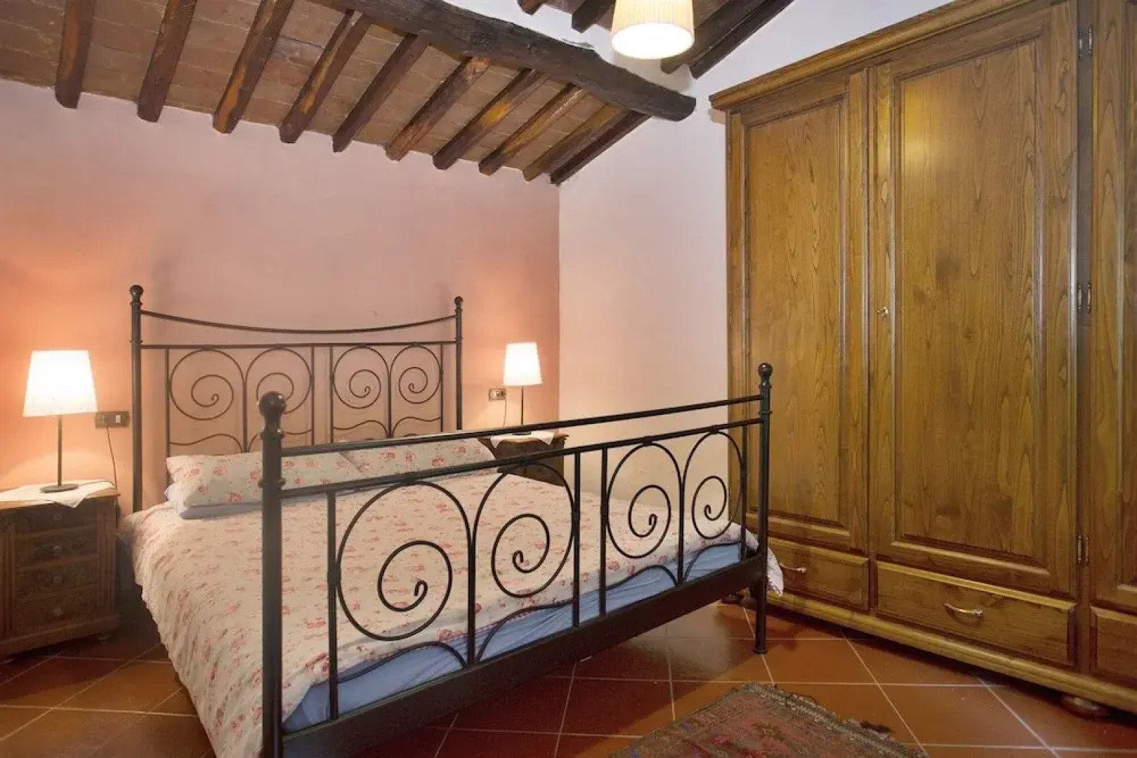 Stunning 2 bed Cottage in the Lucca Countryside