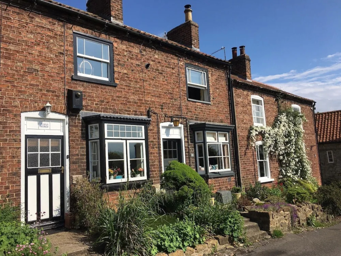 Cosy Lincs Wolds Cottage in Picturesque Tealby