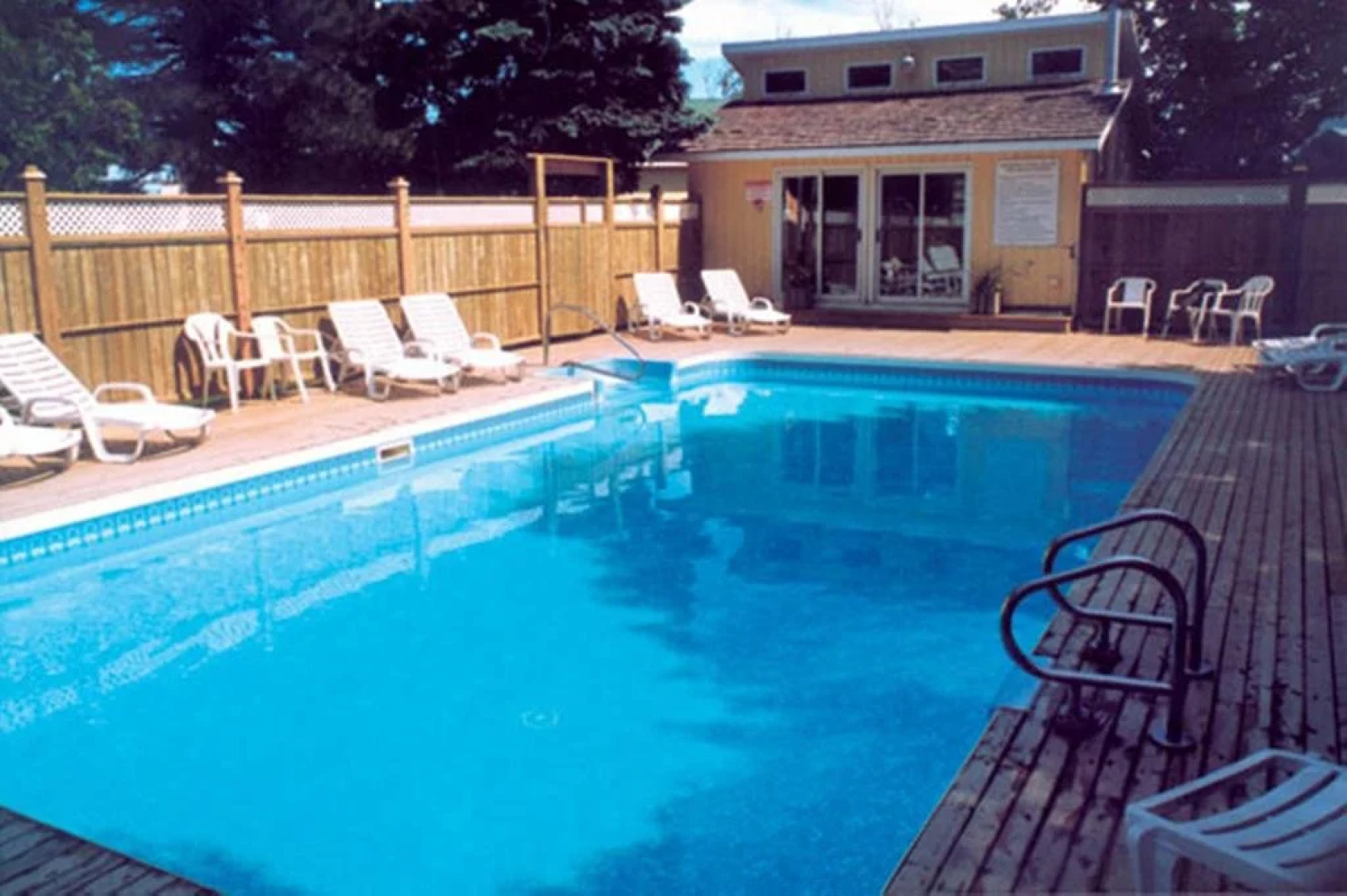 Cavendish Corner Motel Inn