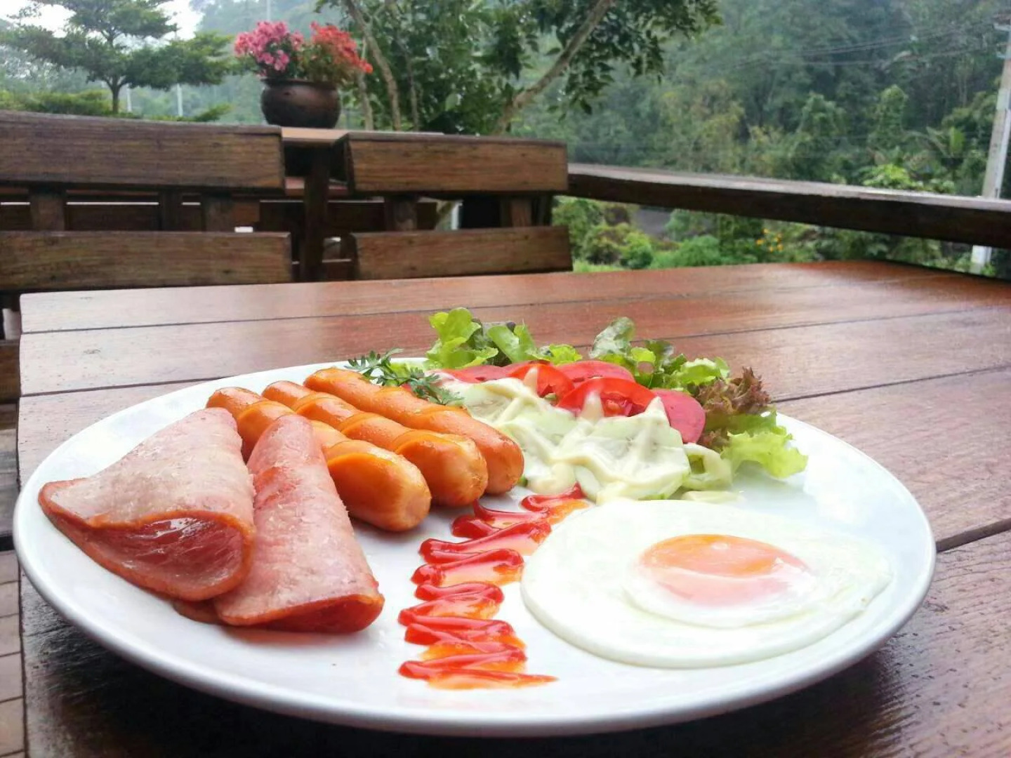 The Road View Resort