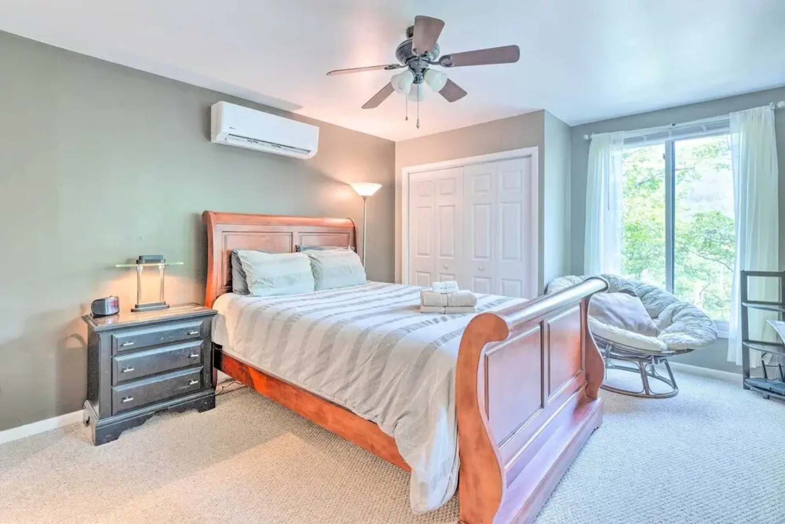 Top Shelf Home w/ Deck: 1 Mi to Ski Slopes!