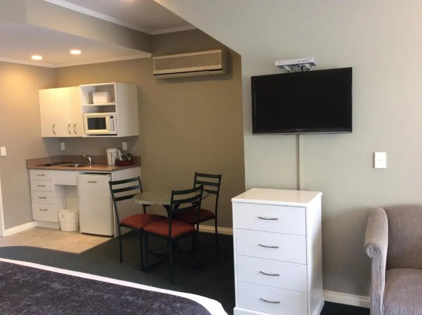 Cornwall Motor Lodge