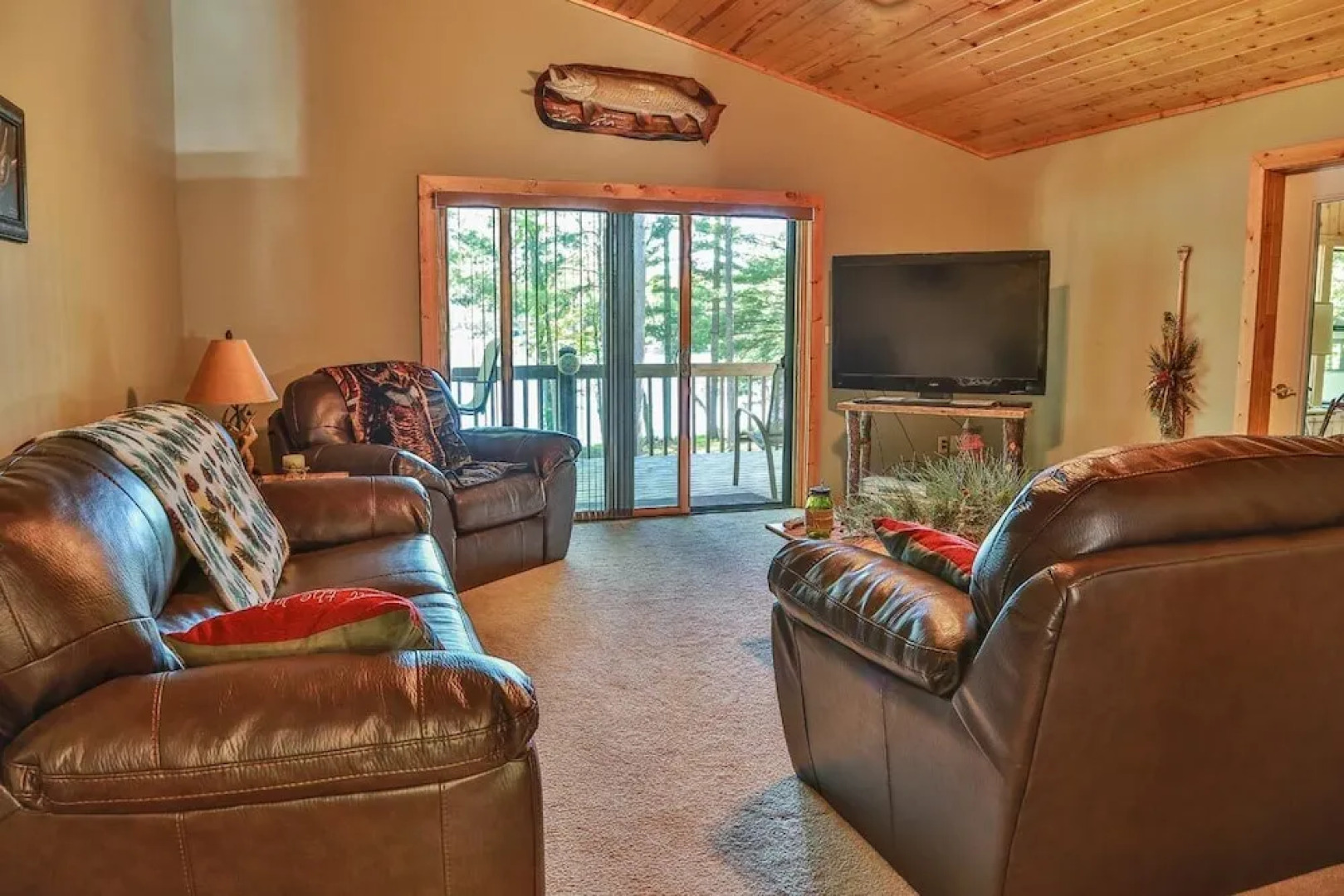 Esox Inlet - 4 Br Home