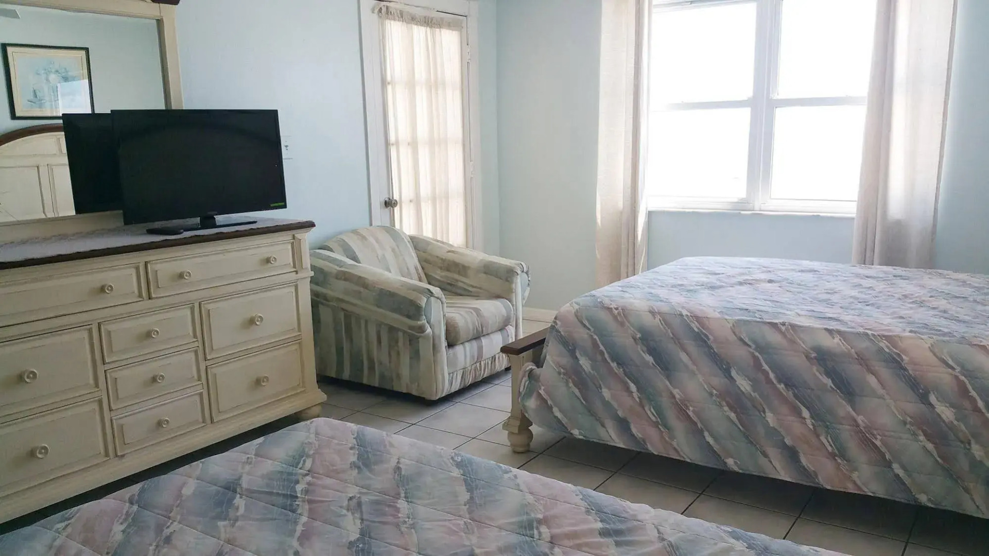 Seabreeze Condominiums