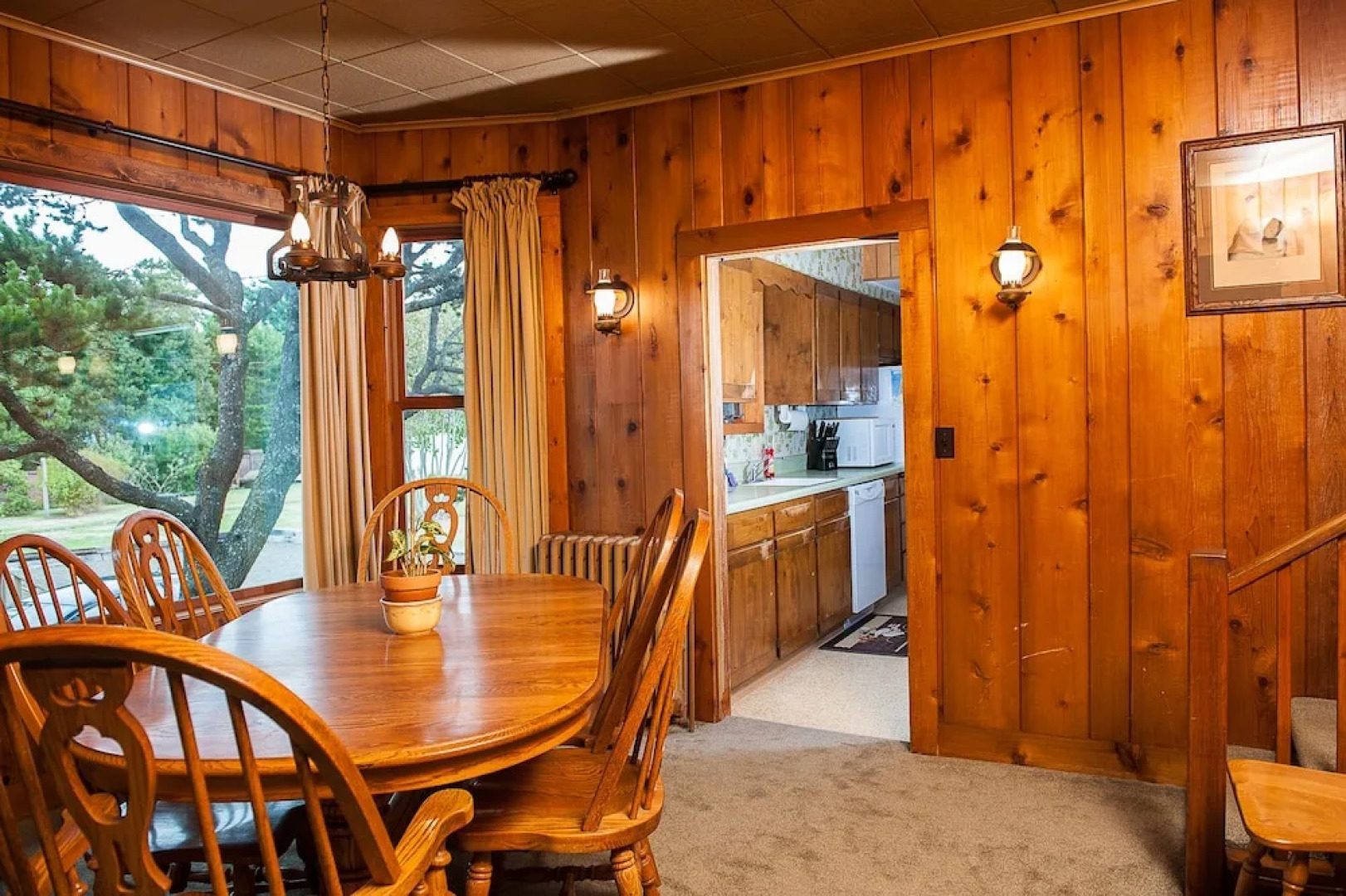 The Tides 4 Br home by RedAwning