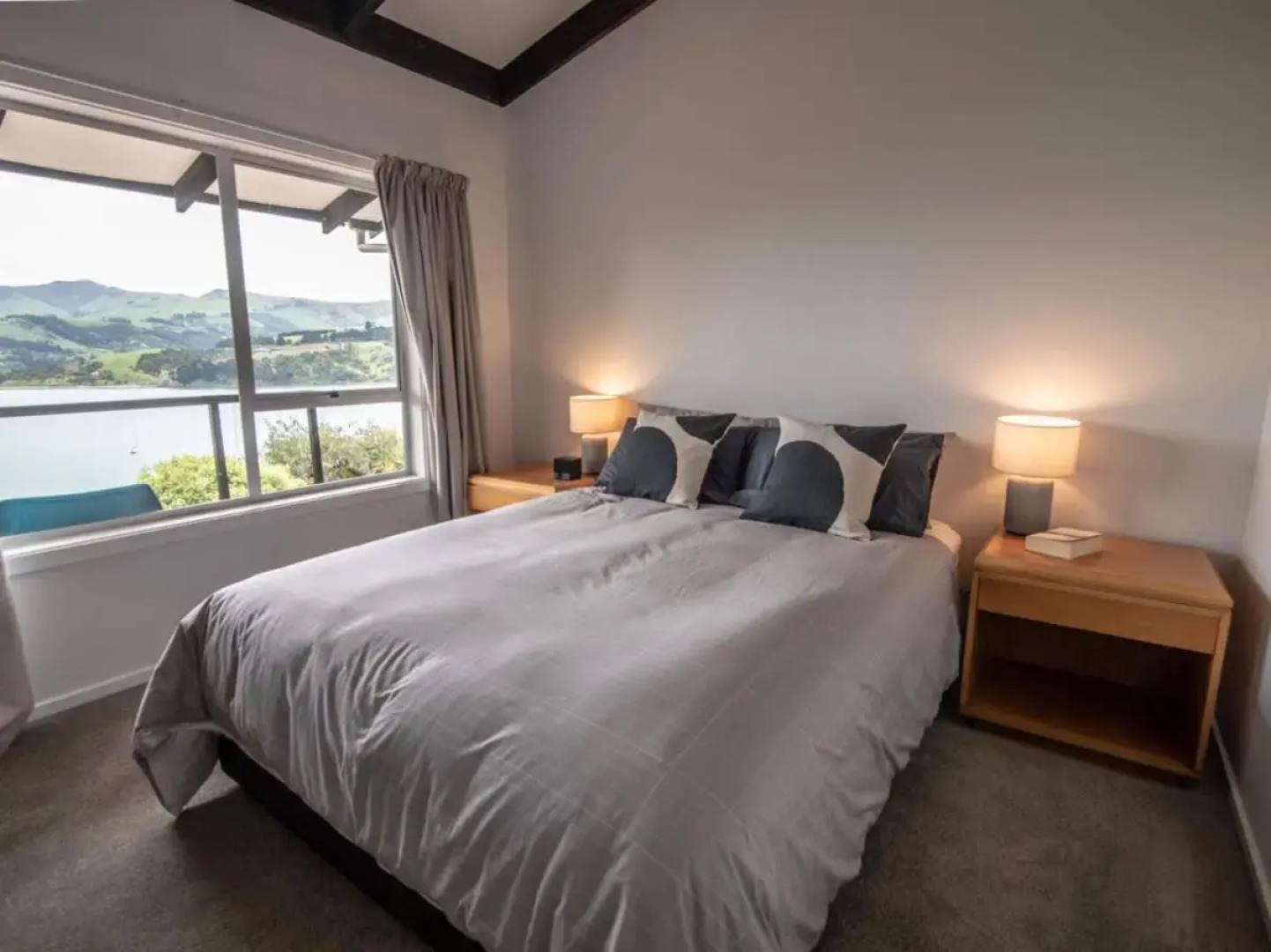 Kingfisher's Perch - Takamatua Holiday Home