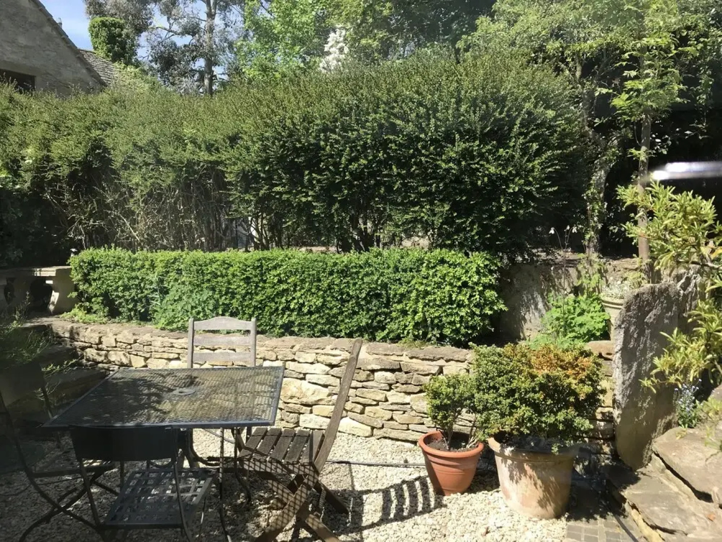 Stone Cottage close to village shop, pool & pub