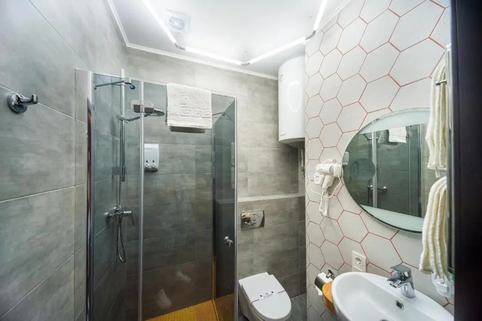 Beehive Hotel Odessa