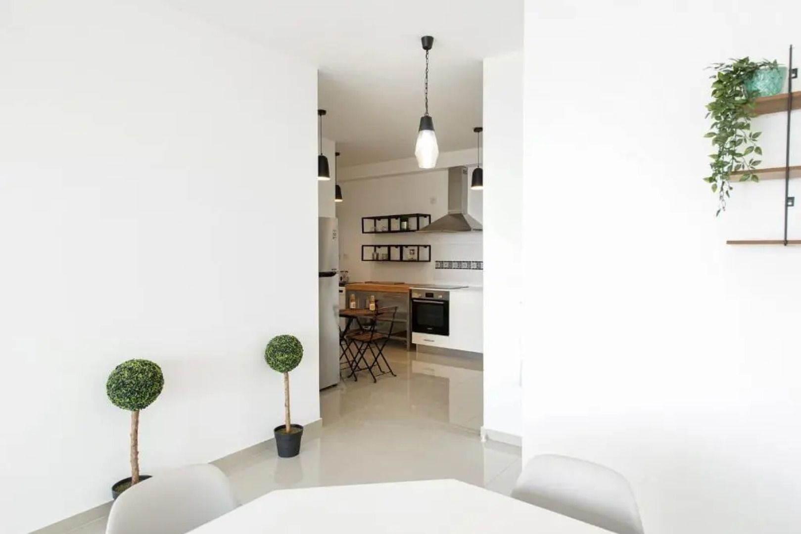 Luxury apartment with Sea View by Airsuite