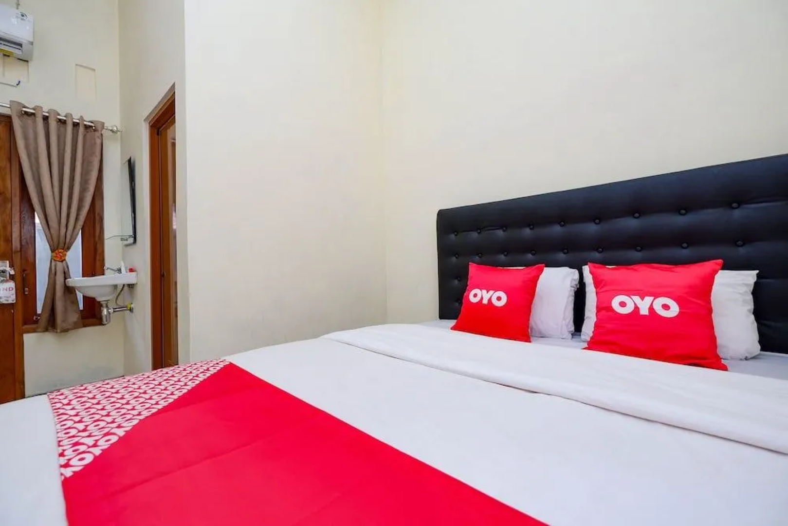 Oyo 2258 Santana Guest House